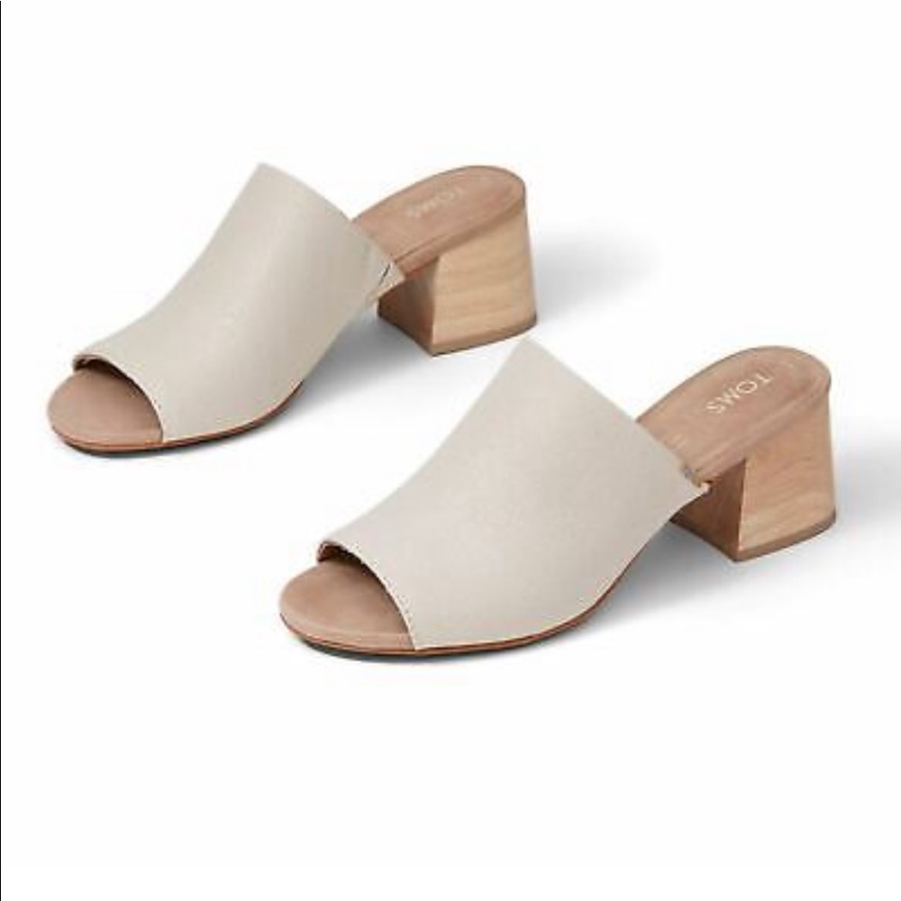 NWT Tom Grace Mule Sandal